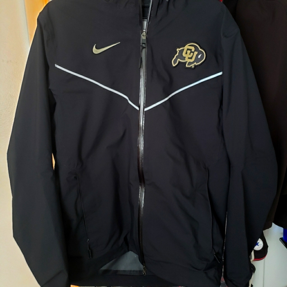 NWT Black Nike CU Buffs Team Jacket - Small Size